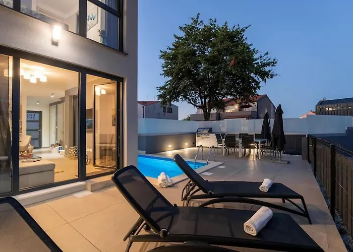 Casa Salt By Briskva Vila *